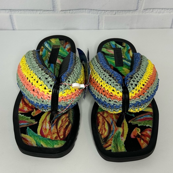 Farm Rio Black Banana Puffy Crochet Flip Flop size 7 - Picture 2 of 10